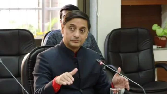 Economist Sanjeev Sanyal Accuses UPSC preparation for India not having more Billionaires